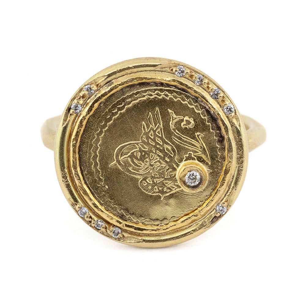 Antique gold shop ring design