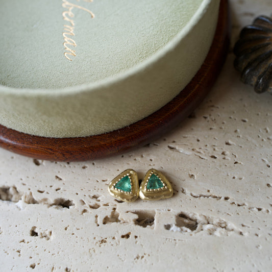 Emerald stud earrings